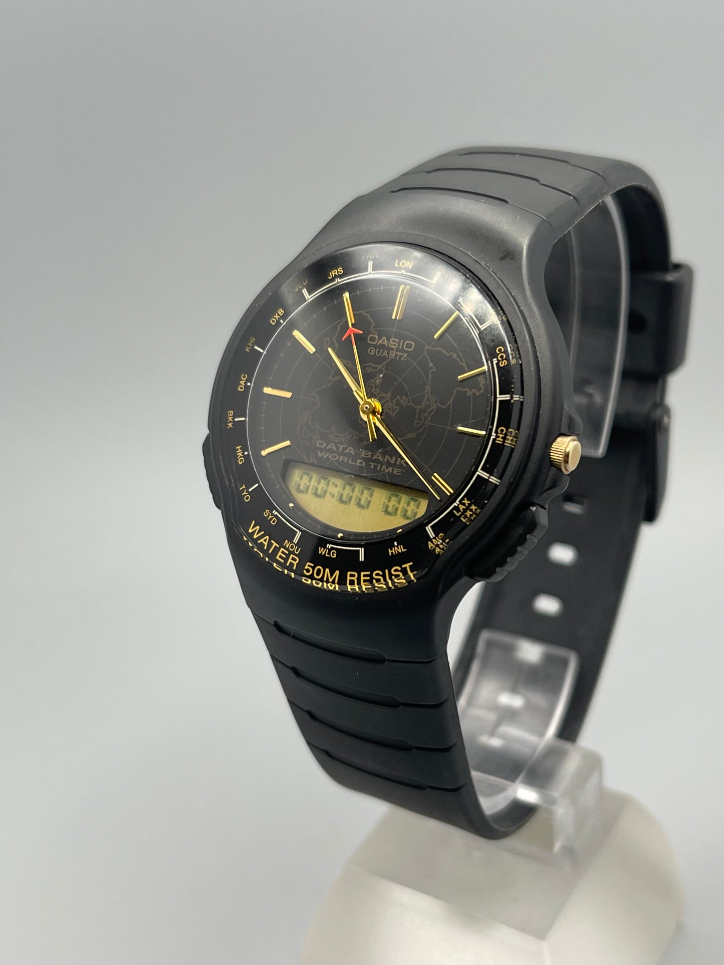 1990  Casio AB-40u world time data bank 50m water depth